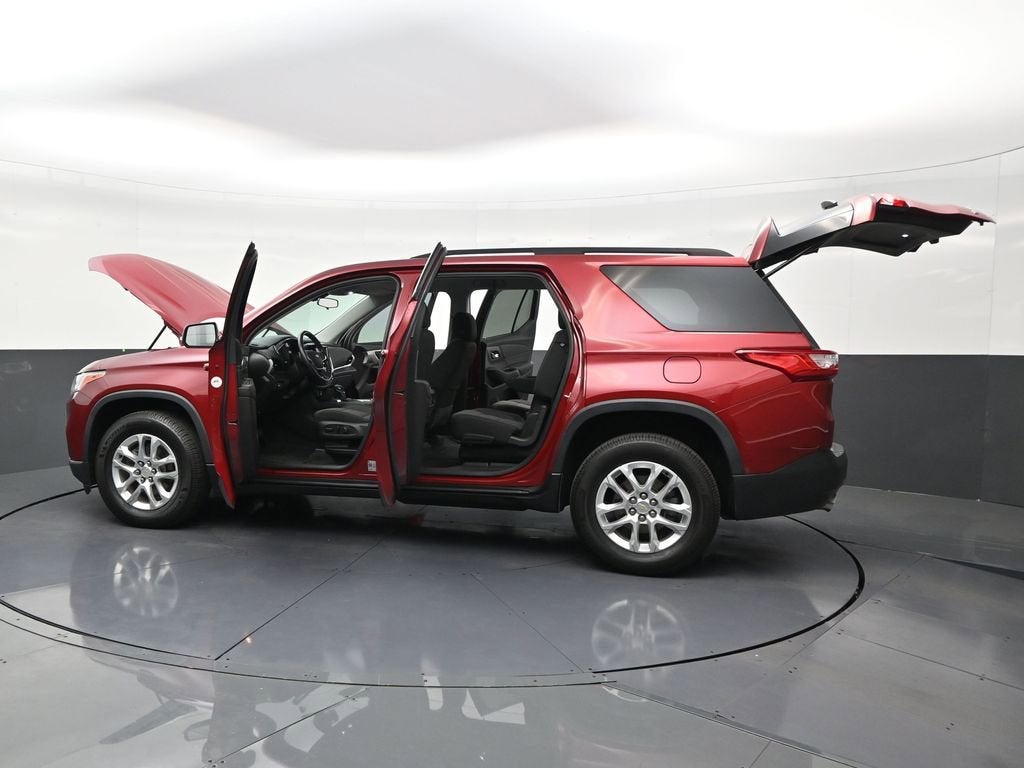 2021 Chevrolet Traverse LT Cloth