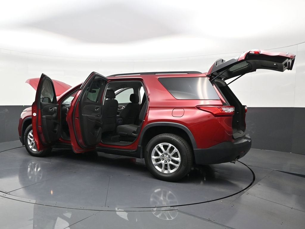 2021 Chevrolet Traverse LT Cloth