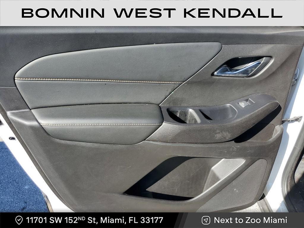 2021 Chevrolet Traverse LT Cloth