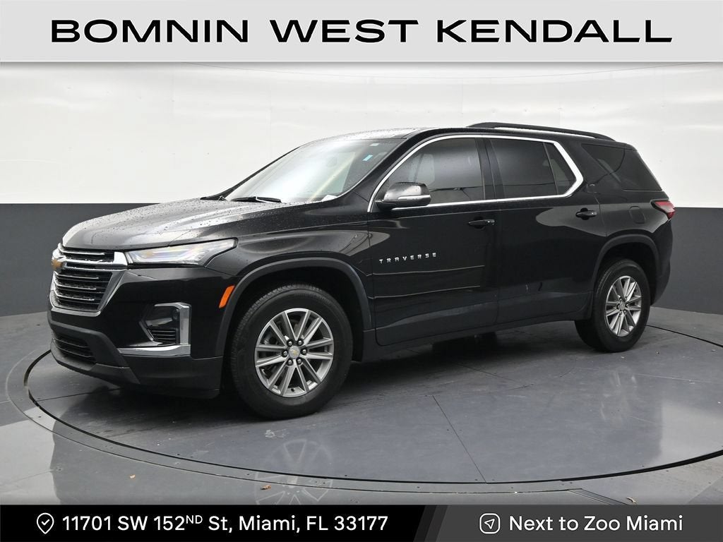 2023 Chevrolet Traverse LT Cloth
