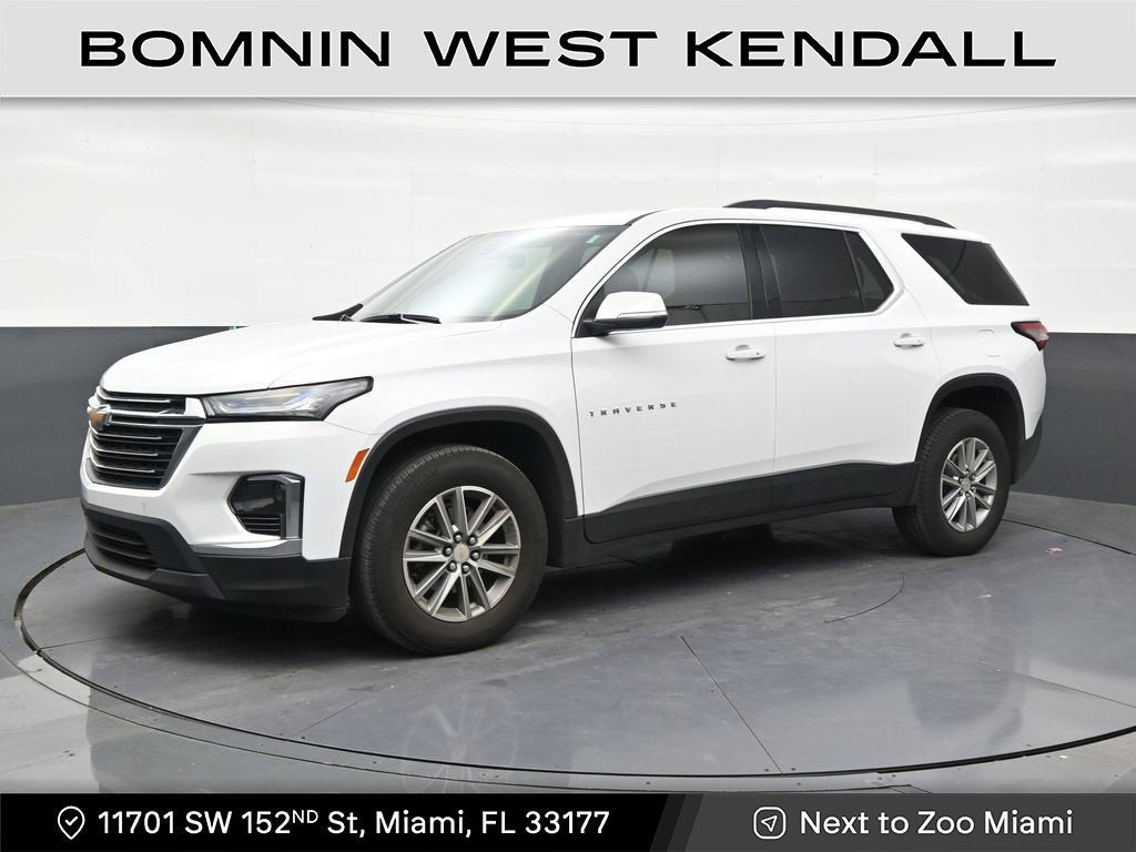 2023 Chevrolet Traverse LT Cloth
