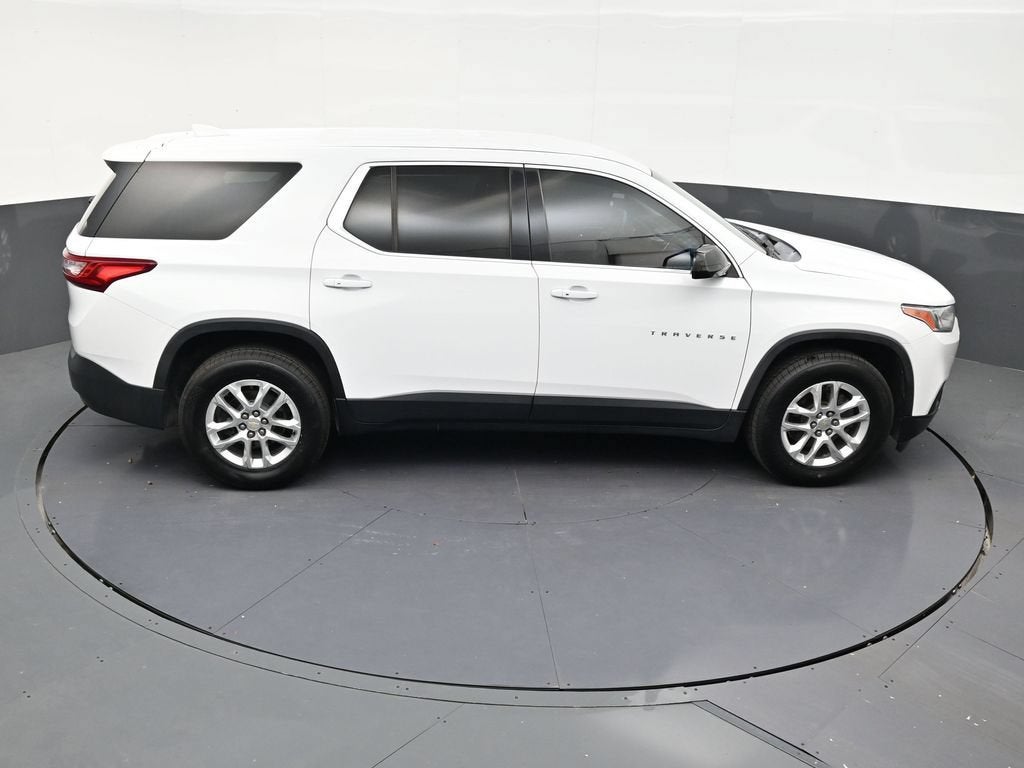 2018 Chevrolet Traverse LT Cloth