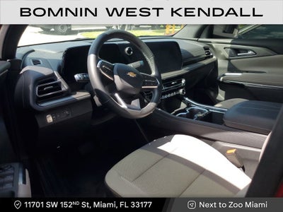 2025 Chevrolet Traverse LT