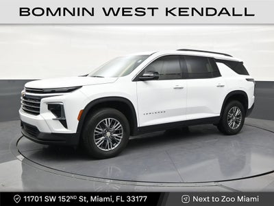 2025 Chevrolet Traverse LT