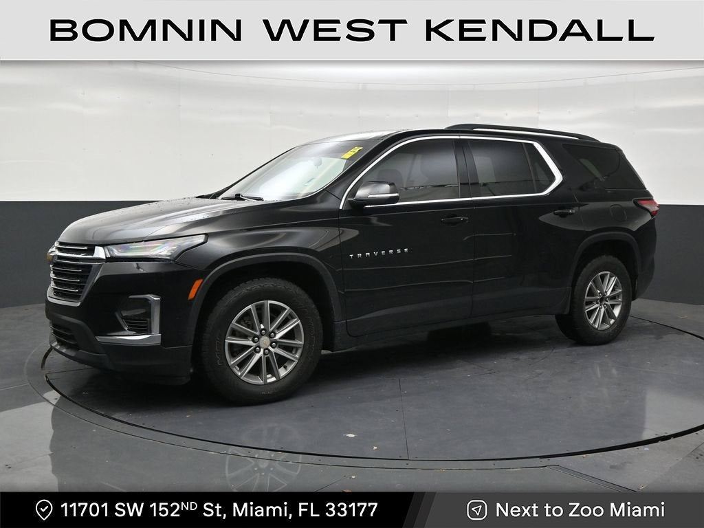 2023 Chevrolet Traverse LT Leather