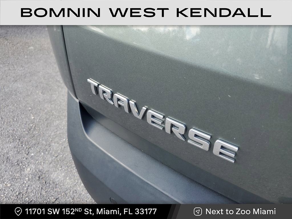 2022 Chevrolet Traverse LT Leather