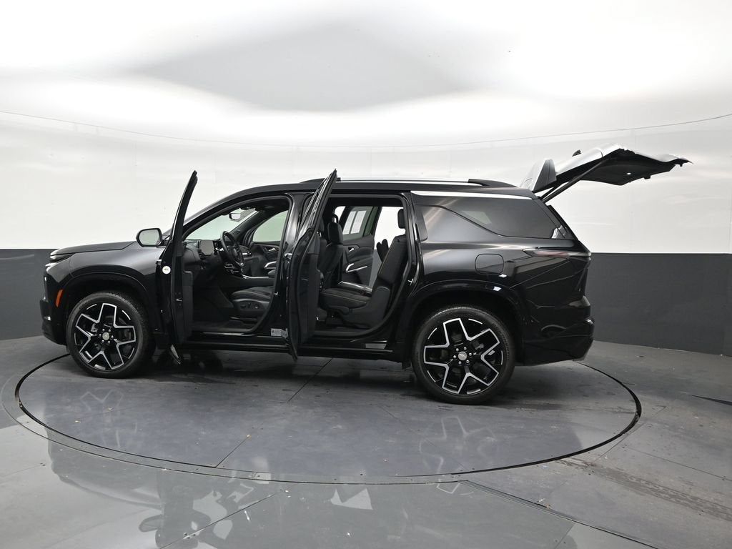 2025 Chevrolet Traverse High Country