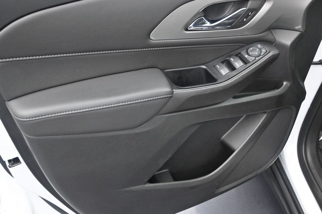 2024 Chevrolet Traverse Limited LT Cloth