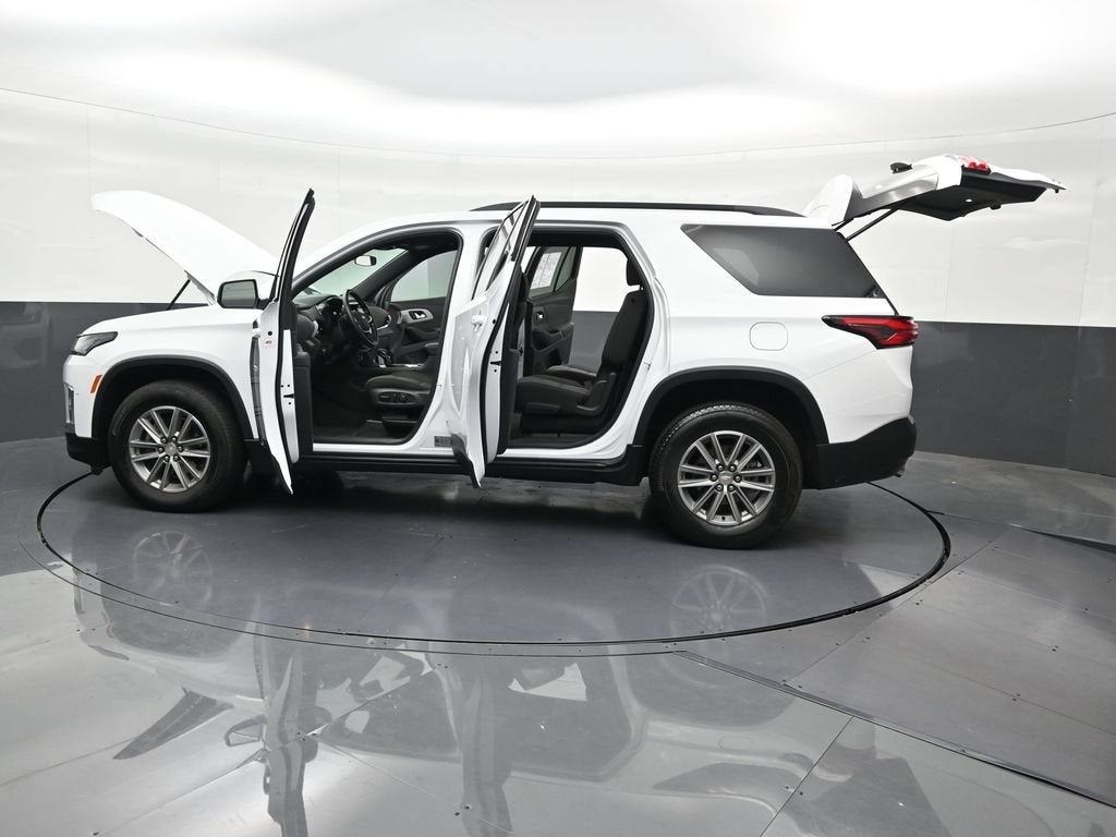 2024 Chevrolet Traverse Limited LT Cloth
