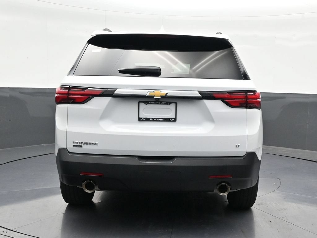 2024 Chevrolet Traverse Limited LT Cloth