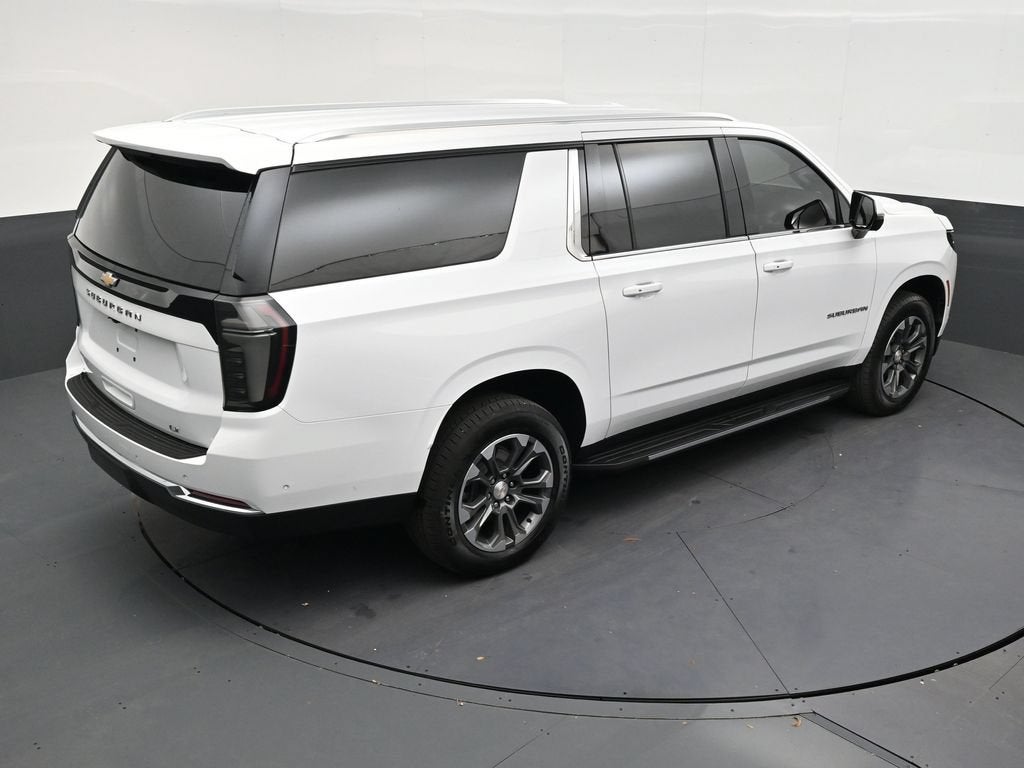 2026 Chevrolet Suburban LT