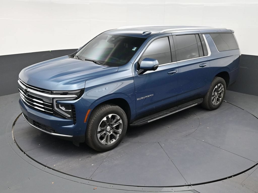 2025 Chevrolet Suburban LT