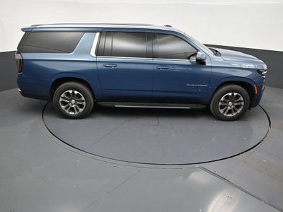 2025 Chevrolet Suburban LT