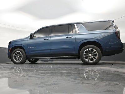 2025 Chevrolet Suburban LT