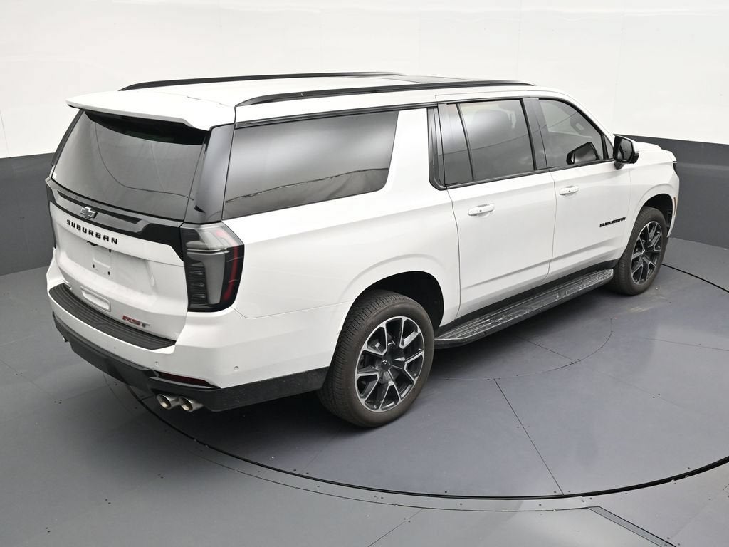 2025 Chevrolet Suburban RST