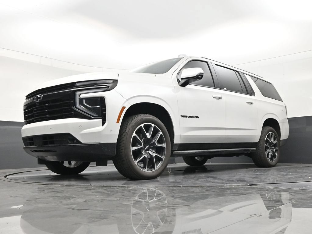 2025 Chevrolet Suburban RST