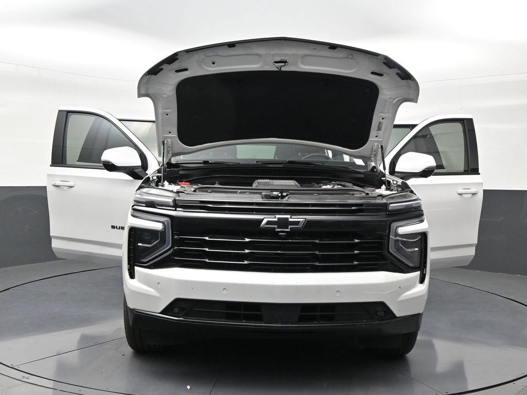 2025 Chevrolet Suburban RST