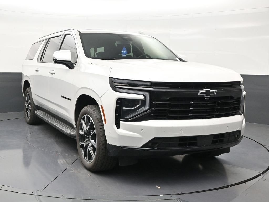2025 Chevrolet Suburban RST