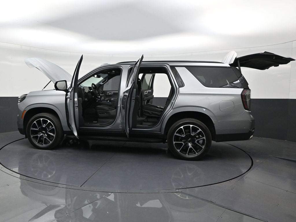 2025 Chevrolet Tahoe RST