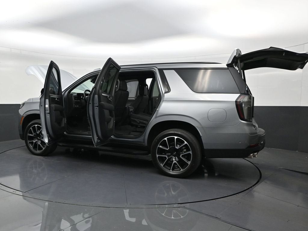 2025 Chevrolet Tahoe RST