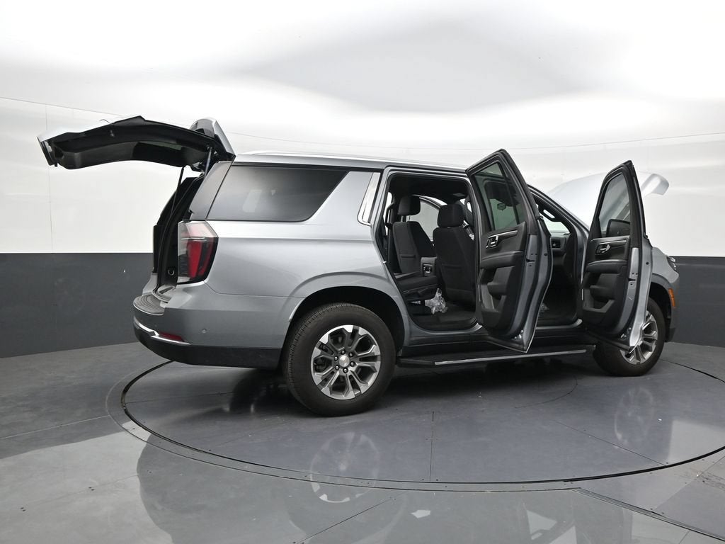 2025 Chevrolet Tahoe LS