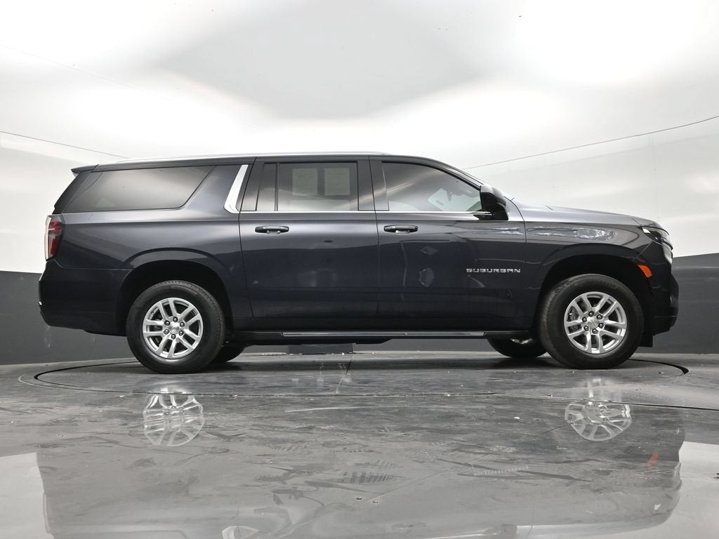 2024 Chevrolet Suburban LS