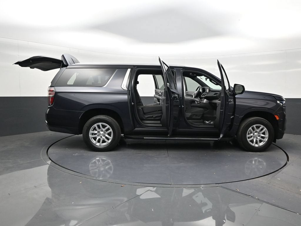 2024 Chevrolet Suburban LS