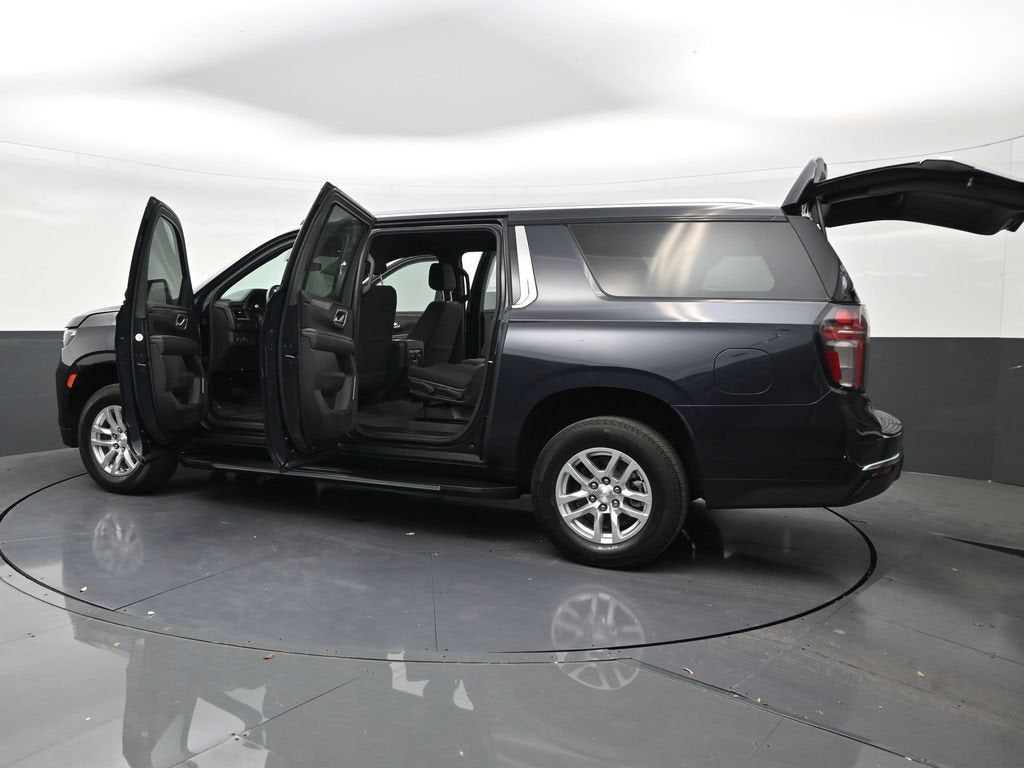 2024 Chevrolet Suburban LS