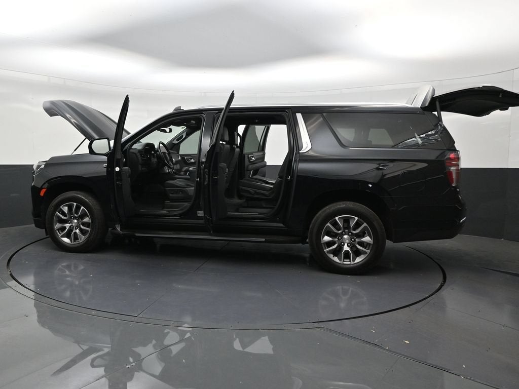 2024 Chevrolet Suburban LT