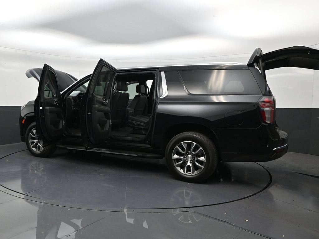 2024 Chevrolet Suburban LT