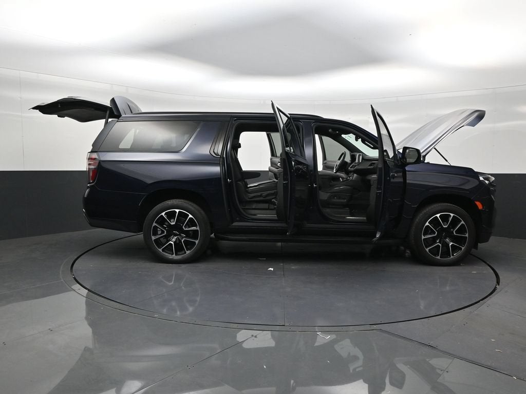 2024 Chevrolet Suburban RST