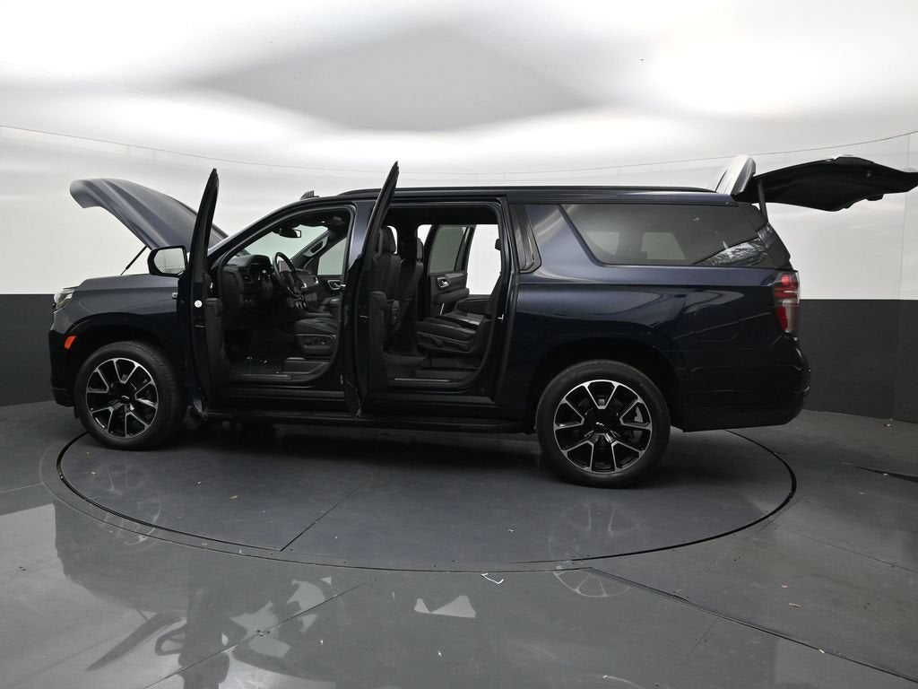 2024 Chevrolet Suburban RST