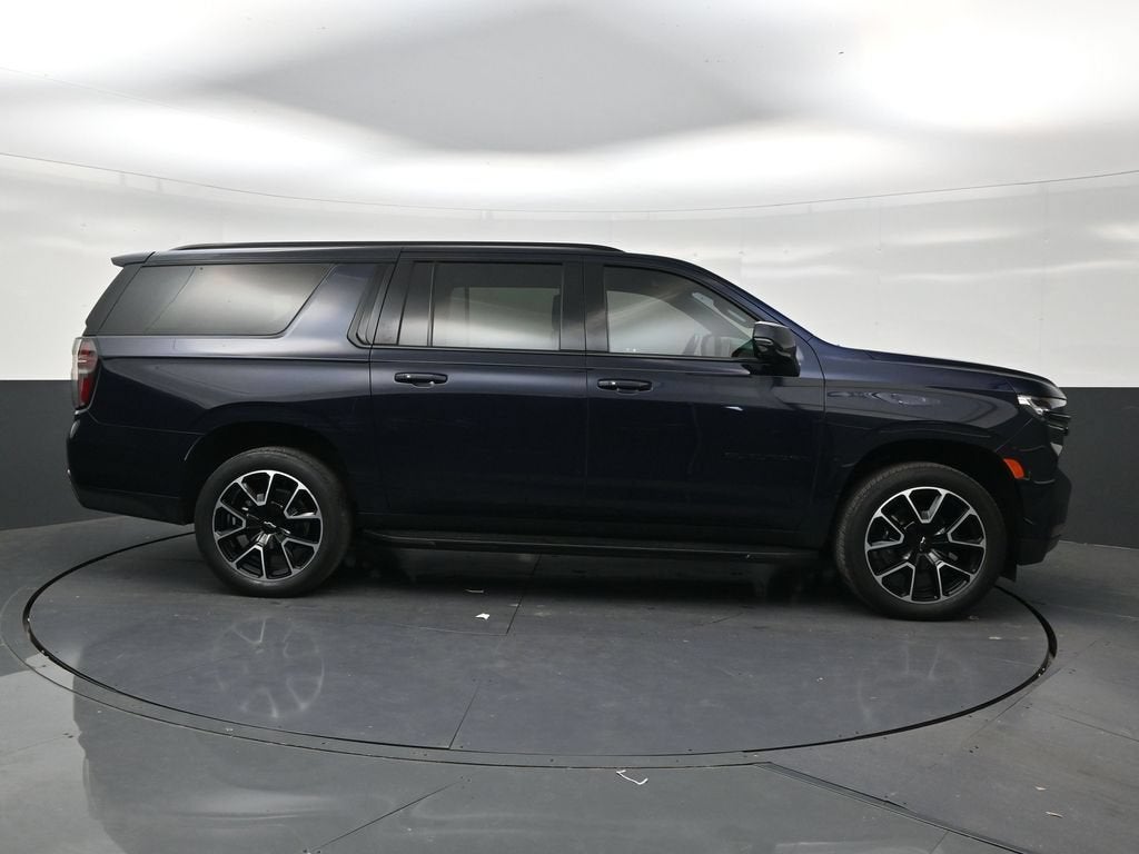 2024 Chevrolet Suburban RST