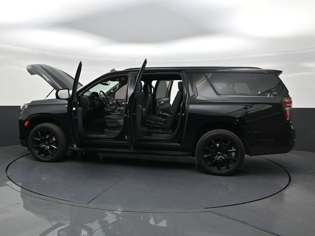 2024 Chevrolet Suburban RST