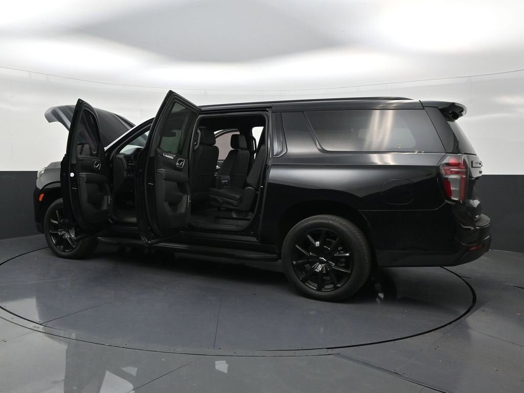 2024 Chevrolet Suburban RST