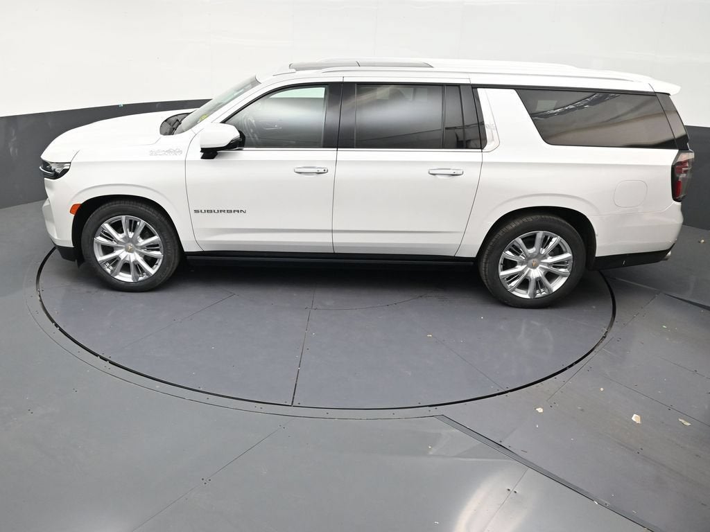 2023 Chevrolet Suburban High Country