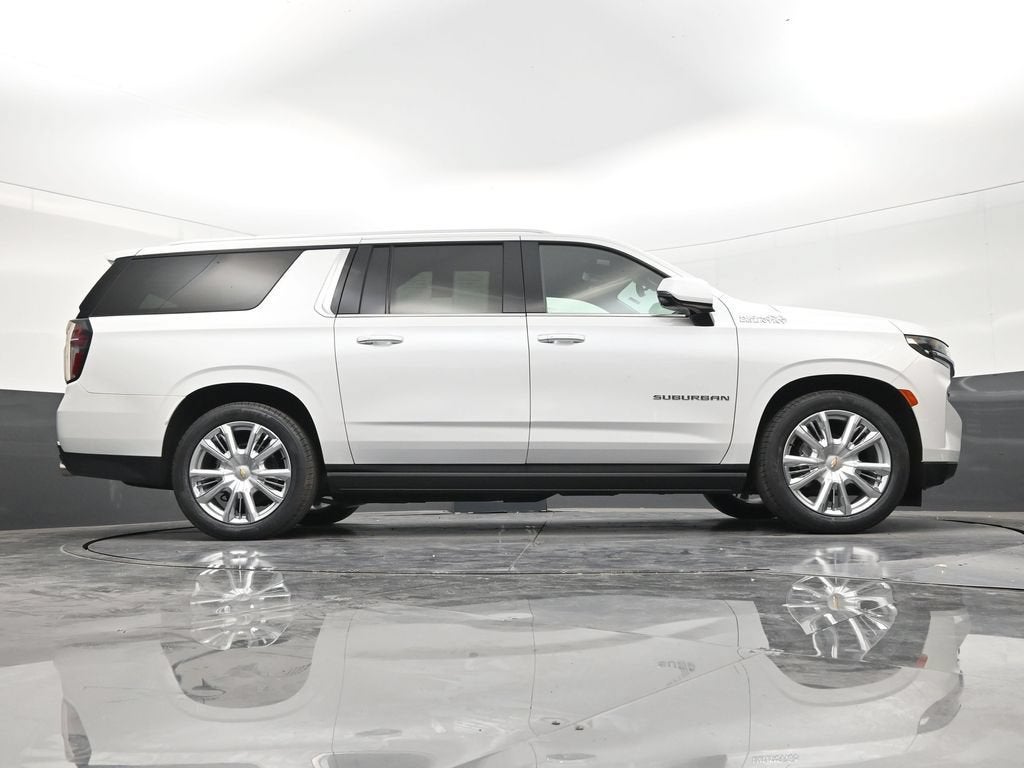 2023 Chevrolet Suburban High Country