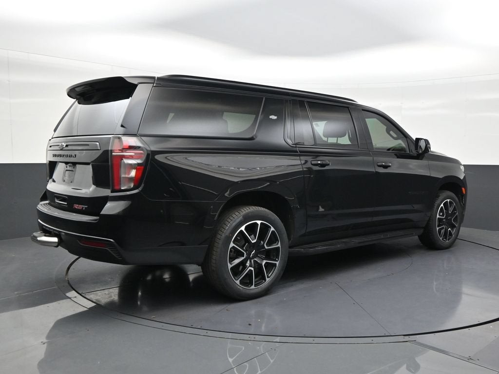 2024 Chevrolet Suburban RST
