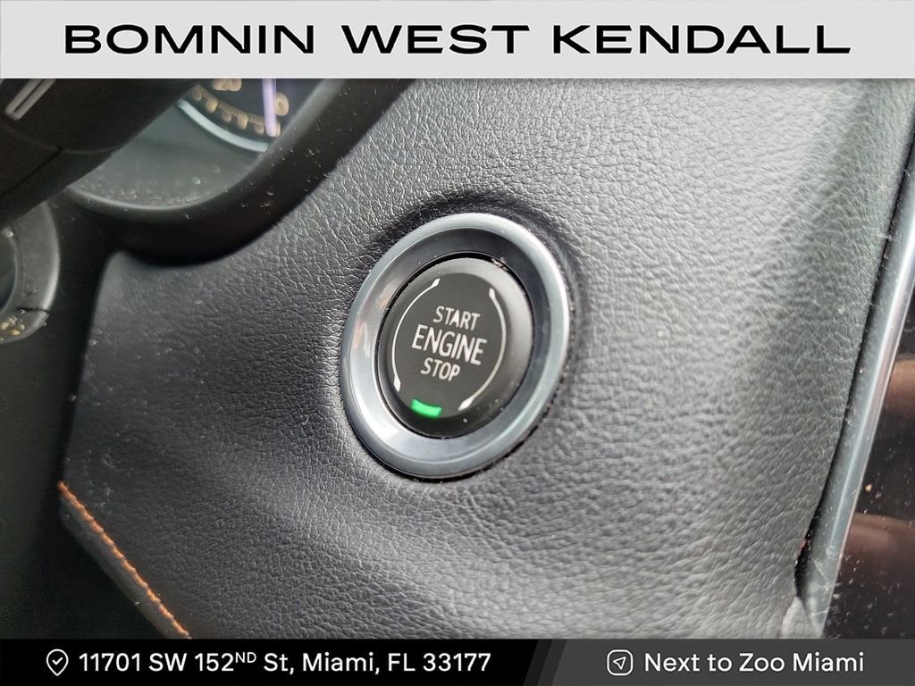 2020 Cadillac XT4 Premium Luxury