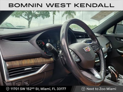 2020 Cadillac XT4 Premium Luxury