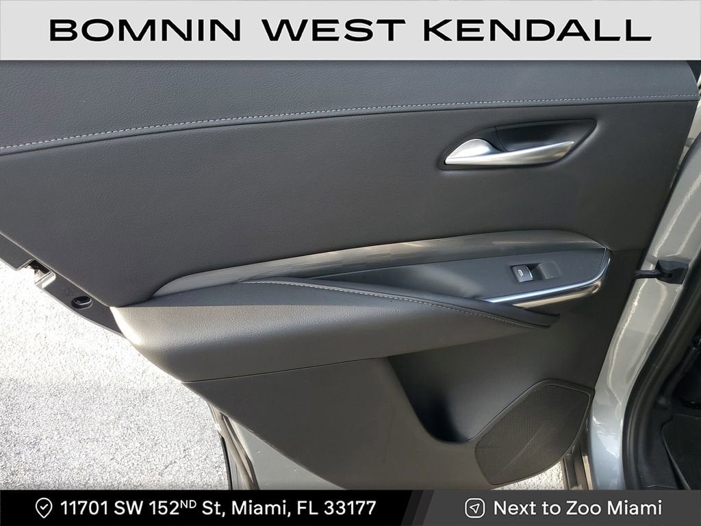 2025 Cadillac XT4 Premium Luxury