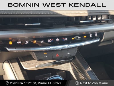 2025 Cadillac XT4 Premium Luxury