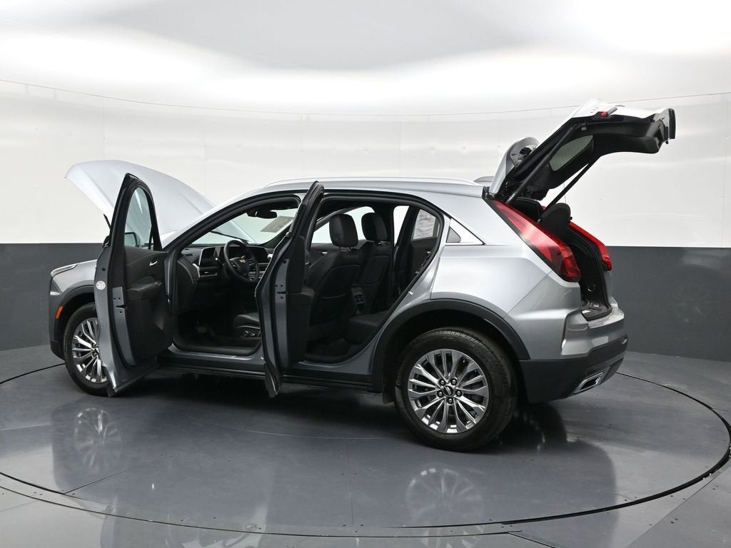 2025 Cadillac XT4 Premium Luxury