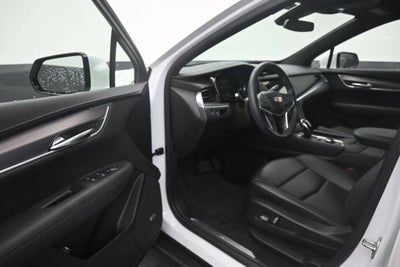 2024 Cadillac XT5 Luxury