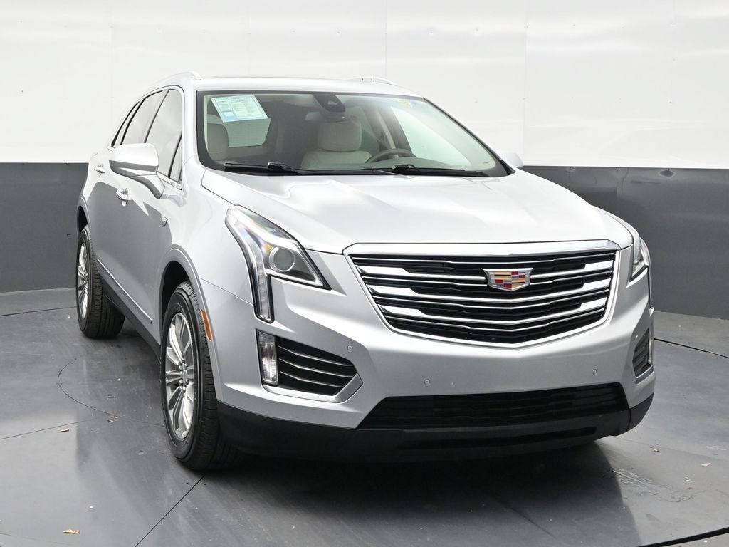 2017 Cadillac XT5 Luxury FWD