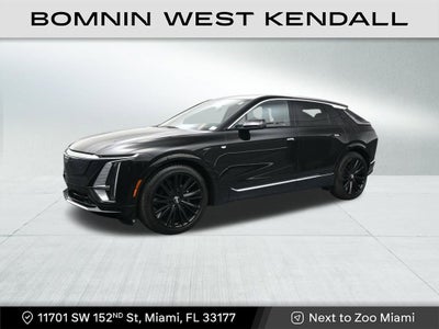 2025 Cadillac LYRIQ Luxury 2