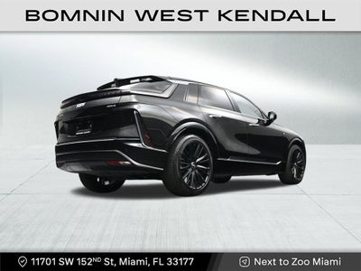 2025 Cadillac LYRIQ Luxury 2