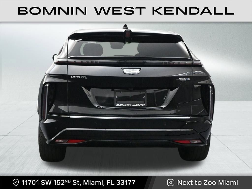 2025 Cadillac LYRIQ Luxury 2