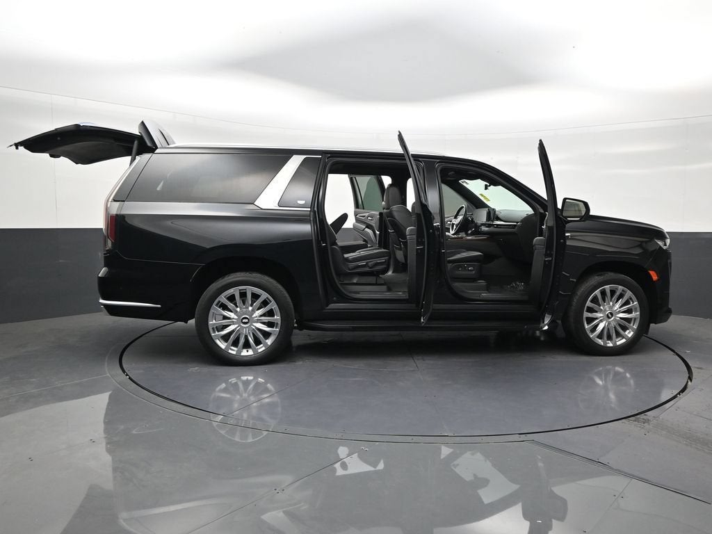 2023 Cadillac Escalade ESV 4WD Premium Luxury