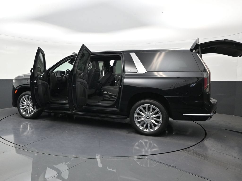 2023 Cadillac Escalade ESV 4WD Premium Luxury